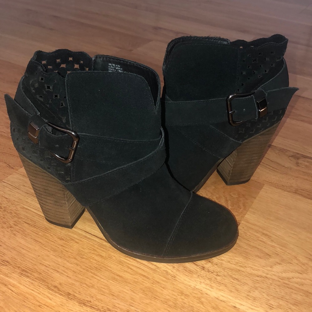Betsey Johnson booties